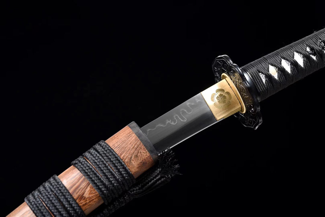 Exquisite Tanto
