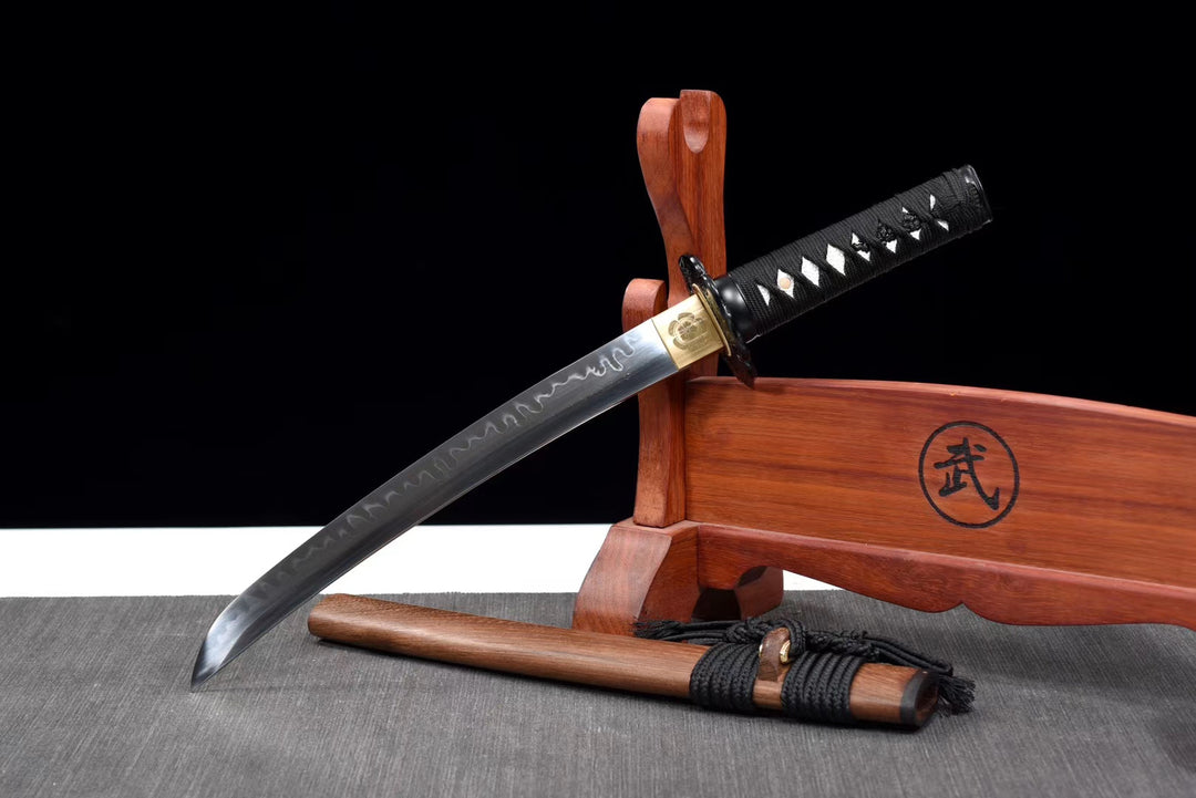Exquisite Tanto