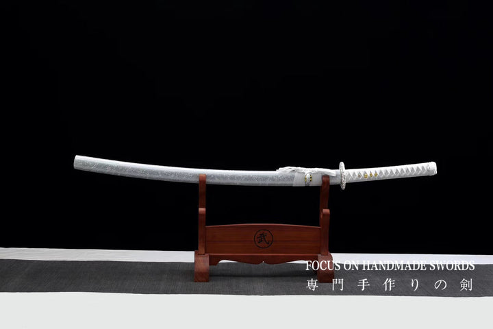 Aka no Ikazuchi Katana White