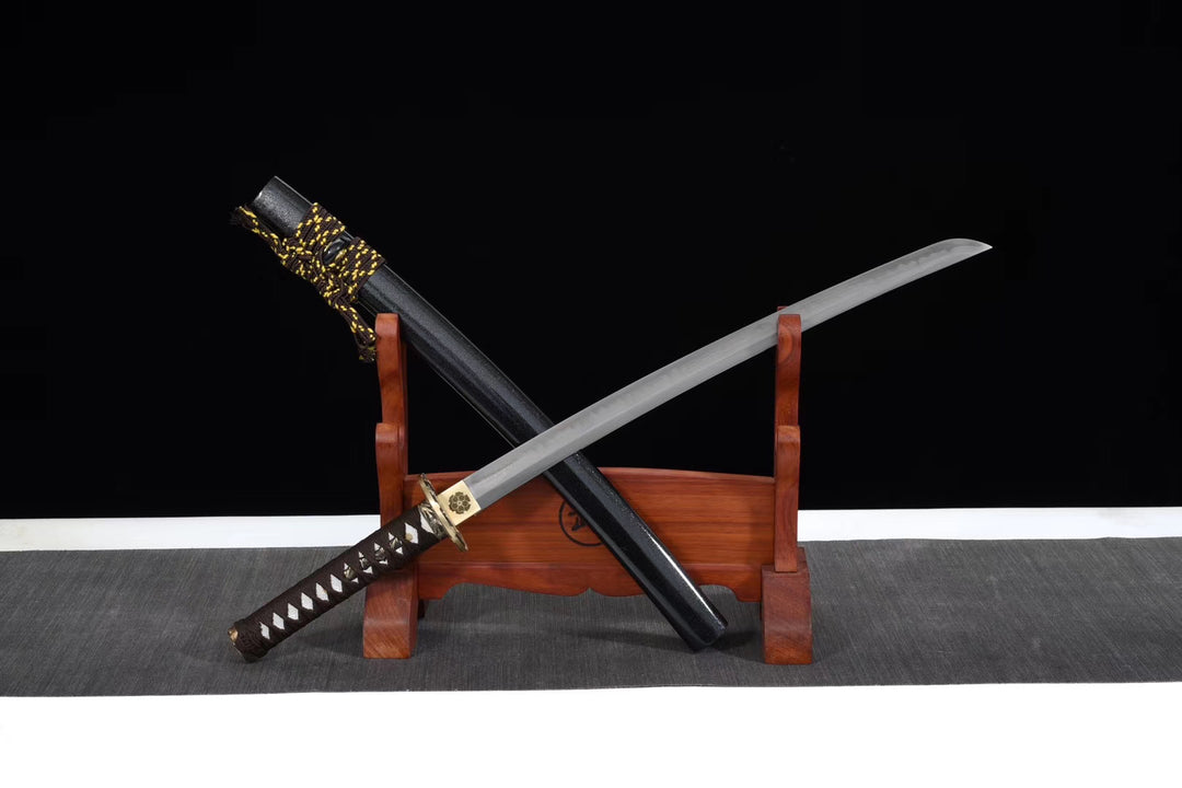 Chrysanthemum Wakizashi